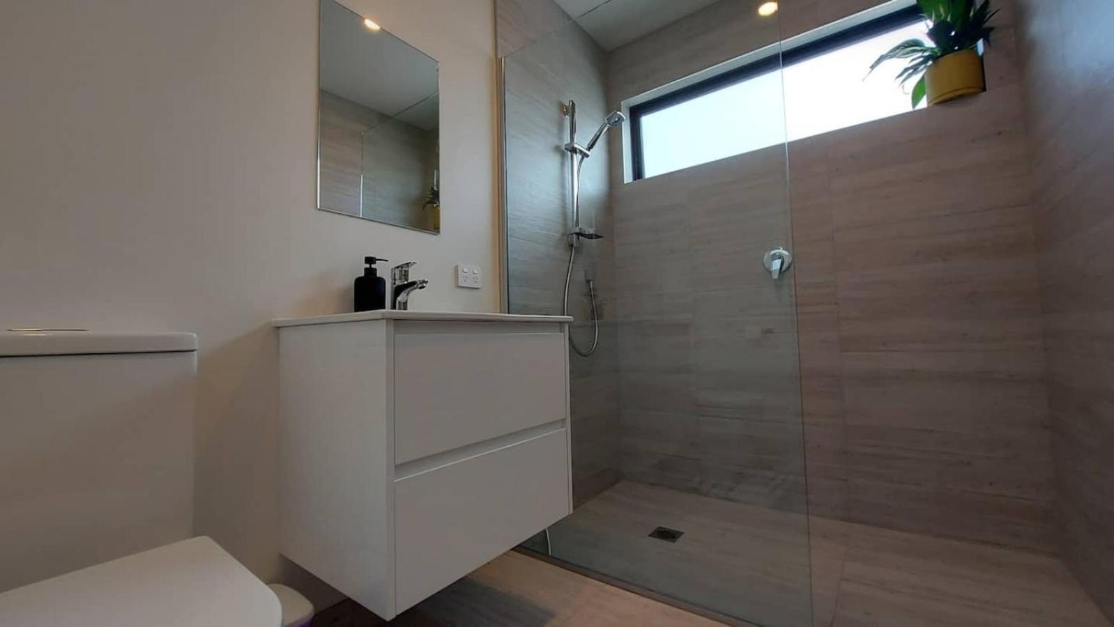 דנידין Sleek Suite By The Sand 2-Bedroom מראה חיצוני תמונה