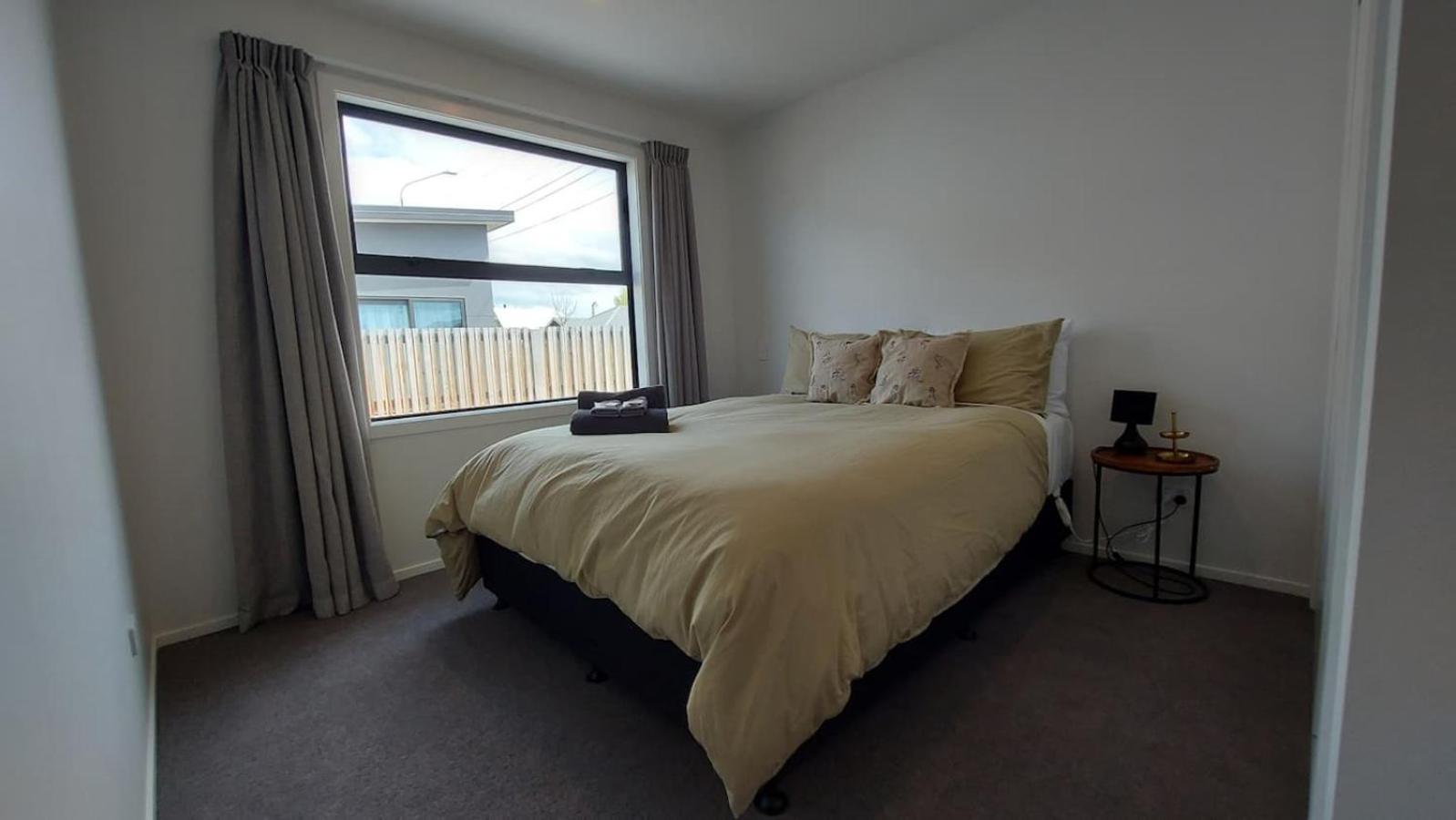 דנידין Sleek Suite By The Sand 2-Bedroom מראה חיצוני תמונה